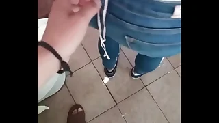 Llamé al vecino albañil para hacer un presupuesto, terminó bajando mi calzón por accidente, ¡6 meses Repugnance in error SEXO!