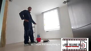 I fuck the painter when my husband is not // ME FOLLO AL PINTOR CUANDO MI MARIDO NO ESTA